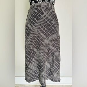 Vintage Urban Outfitters grey lined skirt